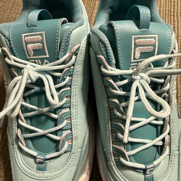 Fila Disruptor Sneakers. Used in “Like New” condition - Picture 2 of 10